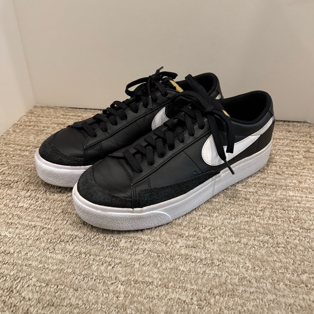 Nike Women’s Blazer Low Platform
'Black White' Size 10